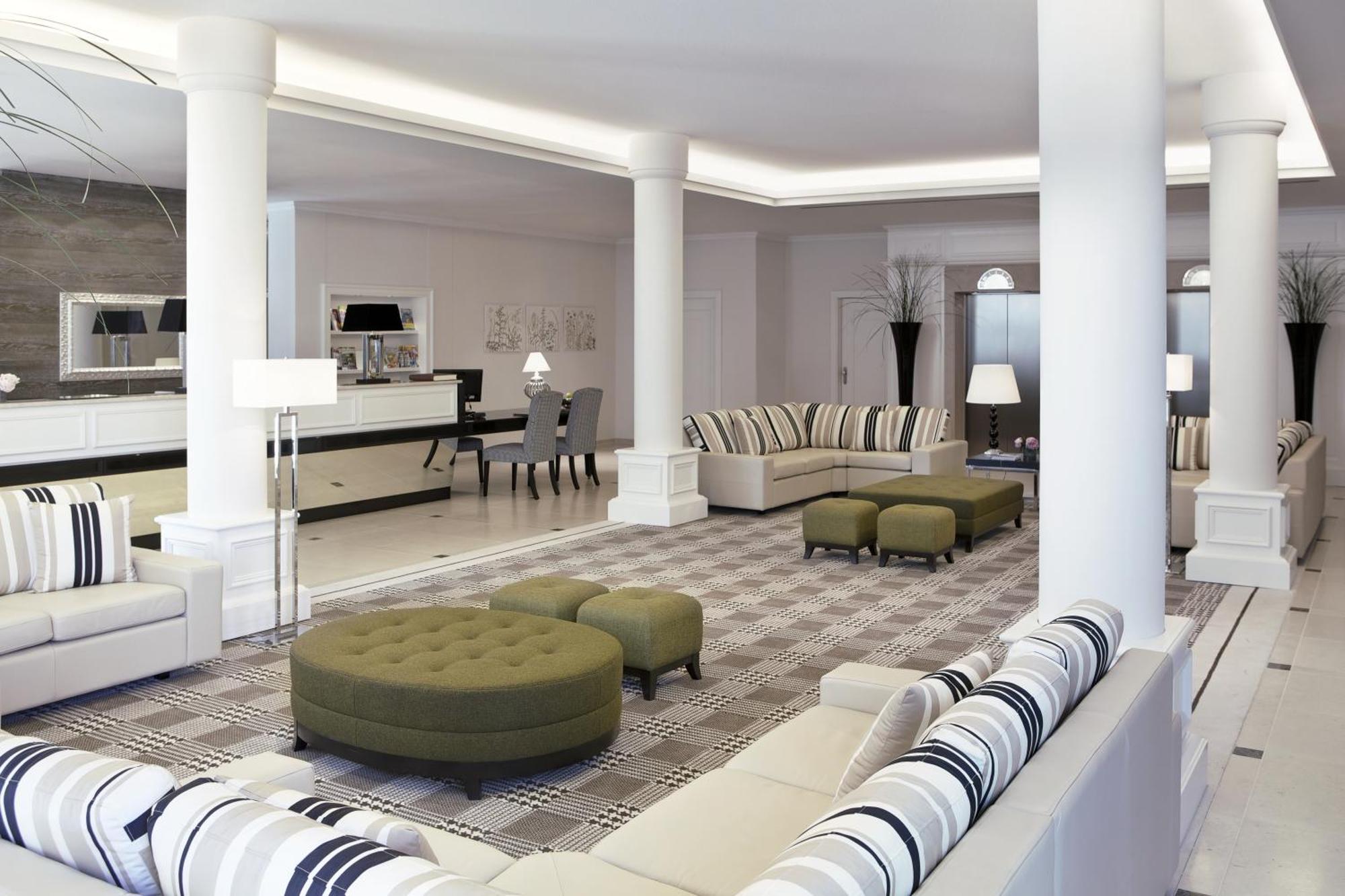 Steigenberger Grandhotel & Spa Heringsdorf Buitenkant foto The interior of the hotel