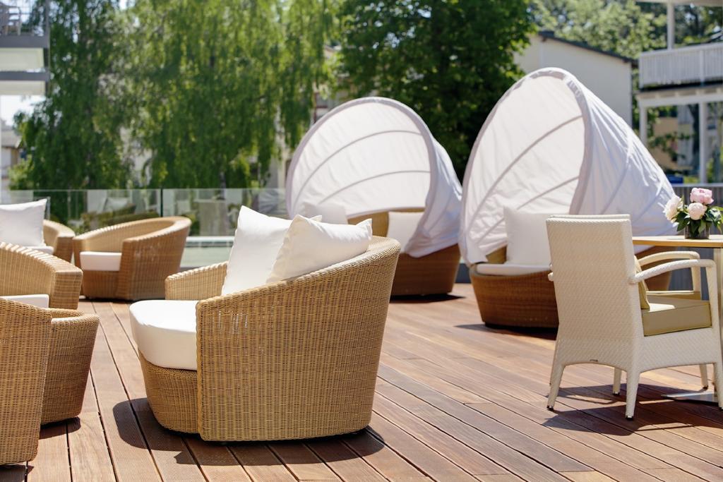 Steigenberger Grandhotel & Spa Heringsdorf Buitenkant foto Outdoor furniture