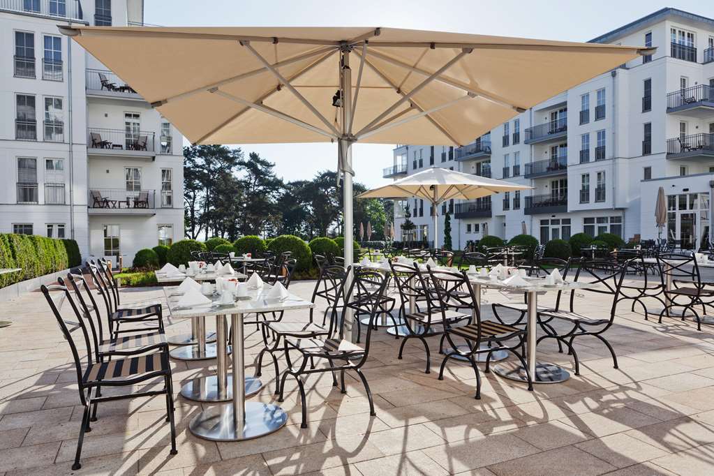 Steigenberger Grandhotel & Spa Heringsdorf Restaurant foto The hotel's outdoor restaurant
